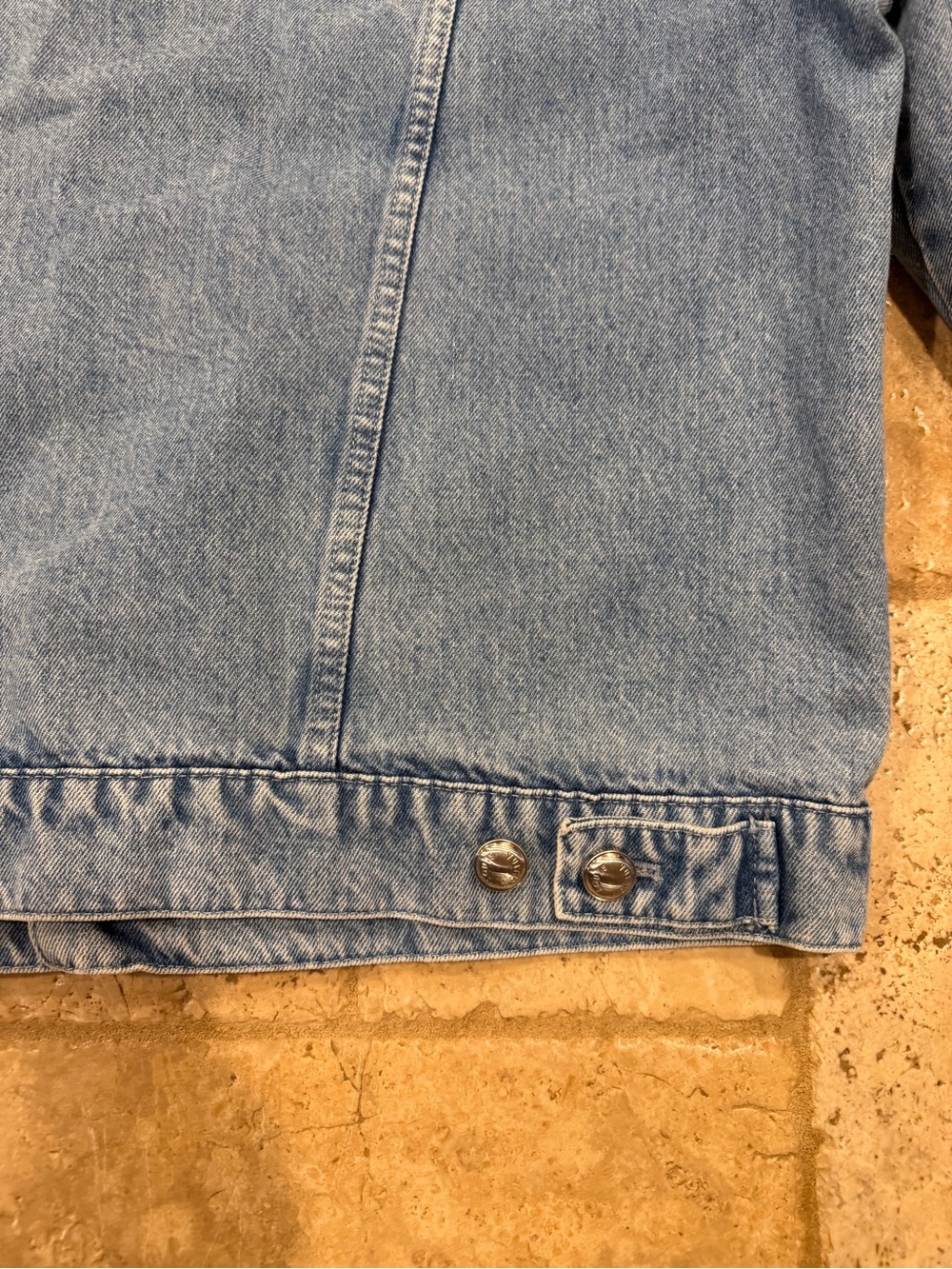 Louis Vuitton SS25 Frayed / Distressed Monogram Blue Denim Trucker Jacket - Picture 16 of 16